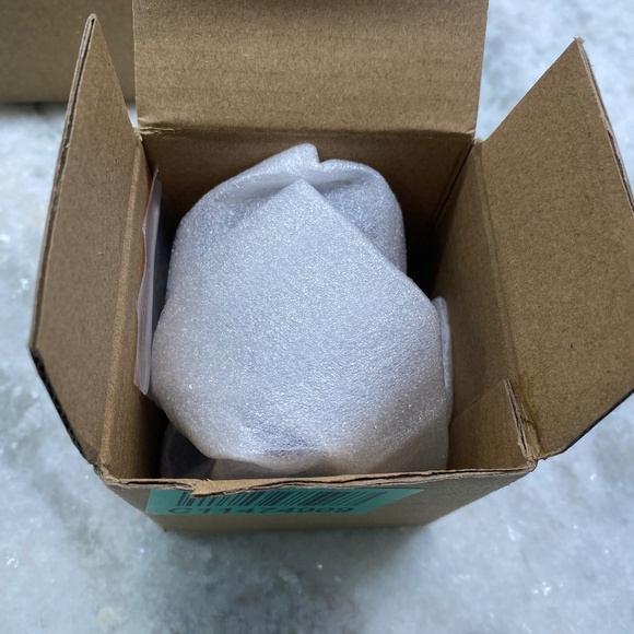 NIB NWT Bathroom Wall Mount Towel Hook x 3 - Picture 6 of 7